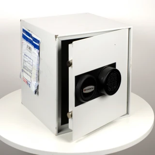 Outlet(1): Sejf Koliber 2.0 34, zamek elektroniczny kl. B, klasa bezpieczeństwa S1 Konsmetal 