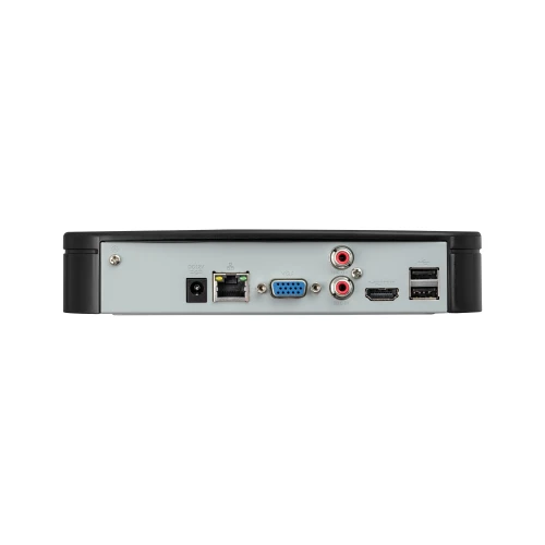 Zdjęcie przedstawia tylny panel rejestratora IP BCS z różnymi portami, w tym złączami HDMI, VGA, USB, Ethernet oraz zasilania. Urządzenie ma prostokątny kształt z czarnymi bokami i szarym panelem tylnym.