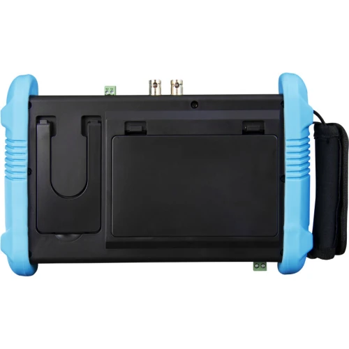 Wielofunkcyjny tester CCTV z niebieskimi gumowymi osłonami po bokach i czarnym panelem centralnym. Urządzenie posiada różne złącza i uchwyt z boku.